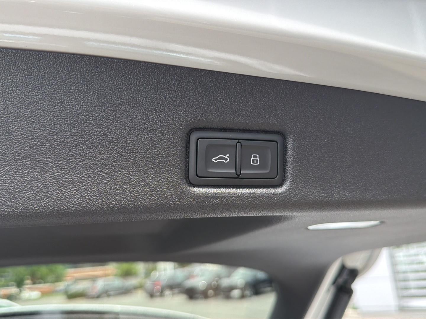 2026 Audi SQ5 Premium Plus