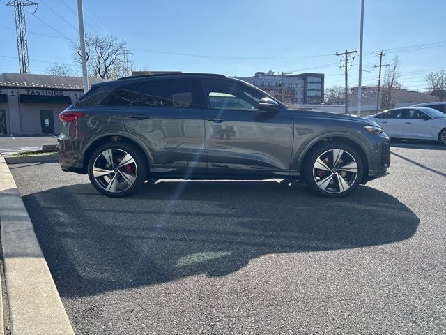 2026 Audi SQ5 Premium Plus quattro