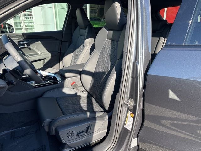 2026 Audi SQ5 Premium Plus quattro