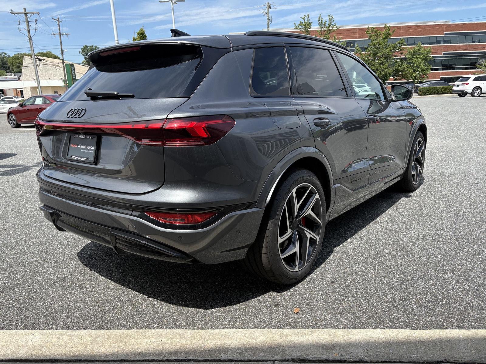 2027 Audi SQ6 e-tron Premium Plus