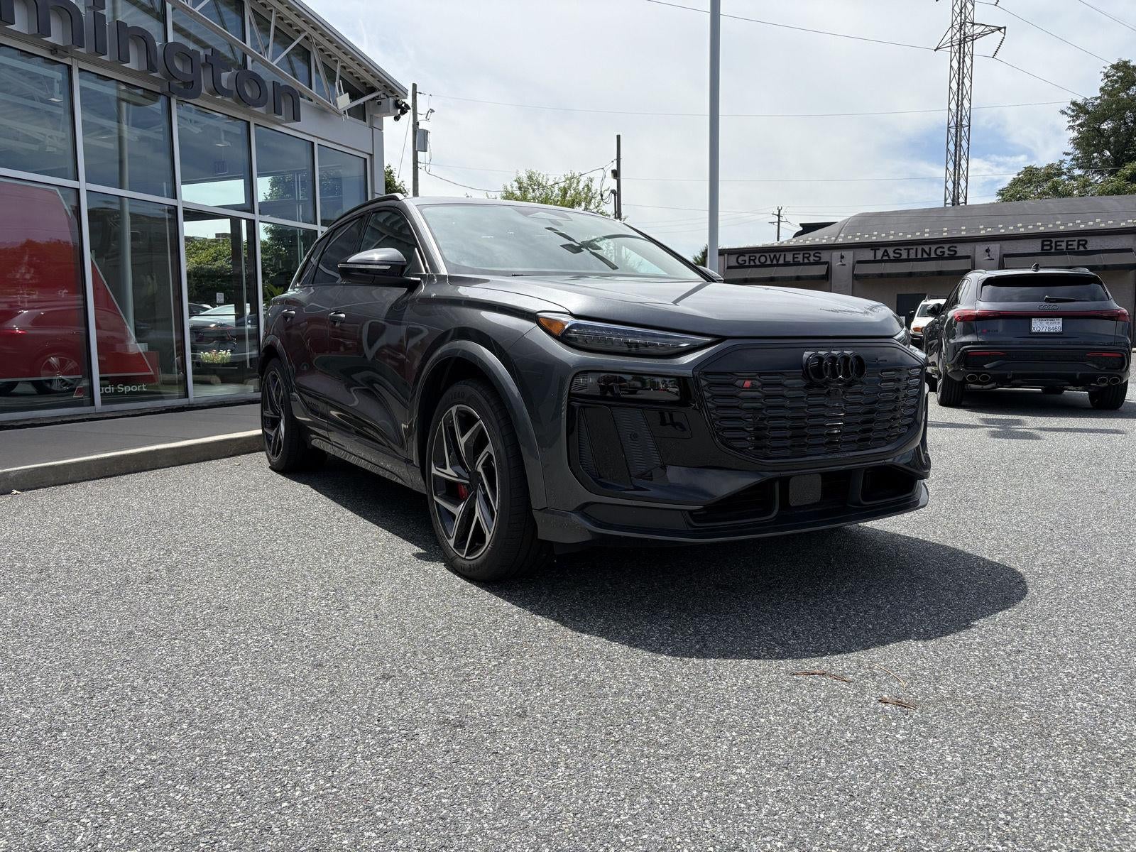 2027 Audi SQ6 e-tron Premium Plus
