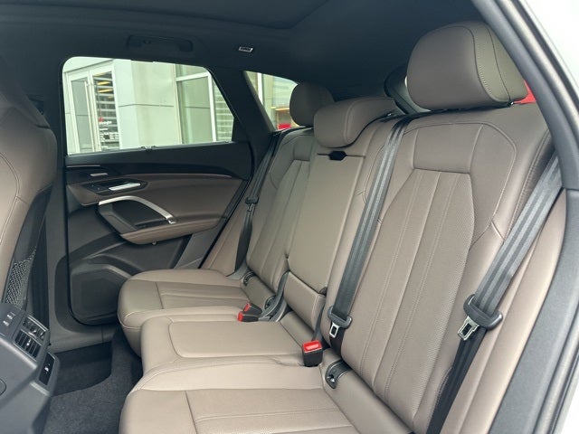 2025 Audi Q5 2.0T Premium Plus quattro