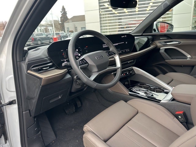 2025 Audi Q5 2.0T Premium Plus quattro