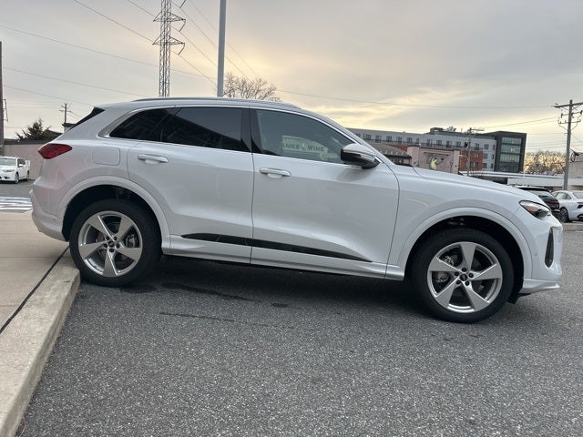 2025 Audi Q5 2.0T Premium Plus quattro