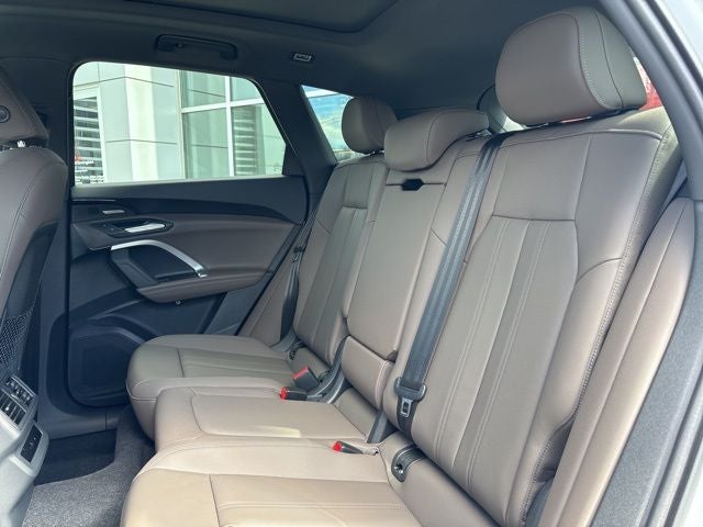2025 Audi Q5 2.0T Premium Plus quattro