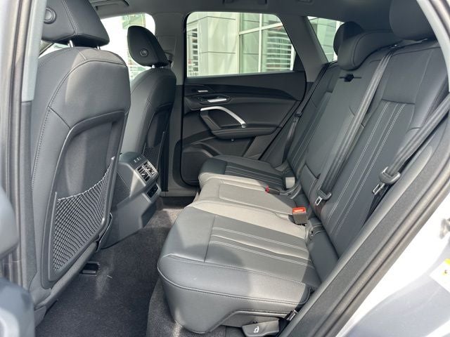 2026 Audi Q5 2.0T Premium Plus quattro