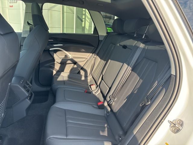 2026 Audi Q5 2.0T Premium Plus quattro