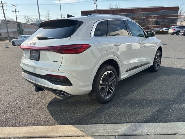 2026 Audi Q5 2.0T Premium Plus quattro