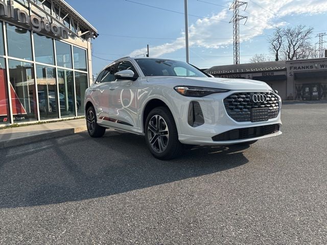 2026 Audi Q5 2.0T Premium Plus quattro