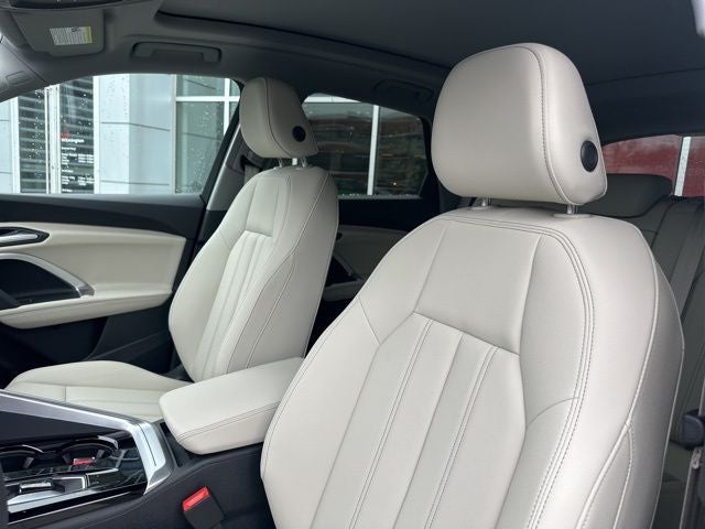 2026 Audi Q5 2.0T Premium Plus quattro