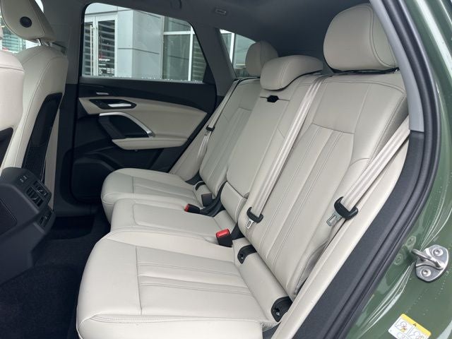 2026 Audi Q5 2.0T Premium Plus quattro