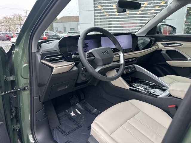 2026 Audi Q5 2.0T Premium Plus quattro