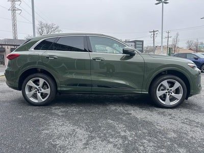 2026 Audi Q5 2.0T Premium Plus quattro