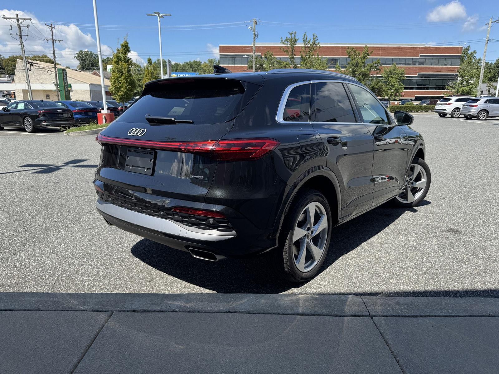 2025 Audi Q5 Premium Plus