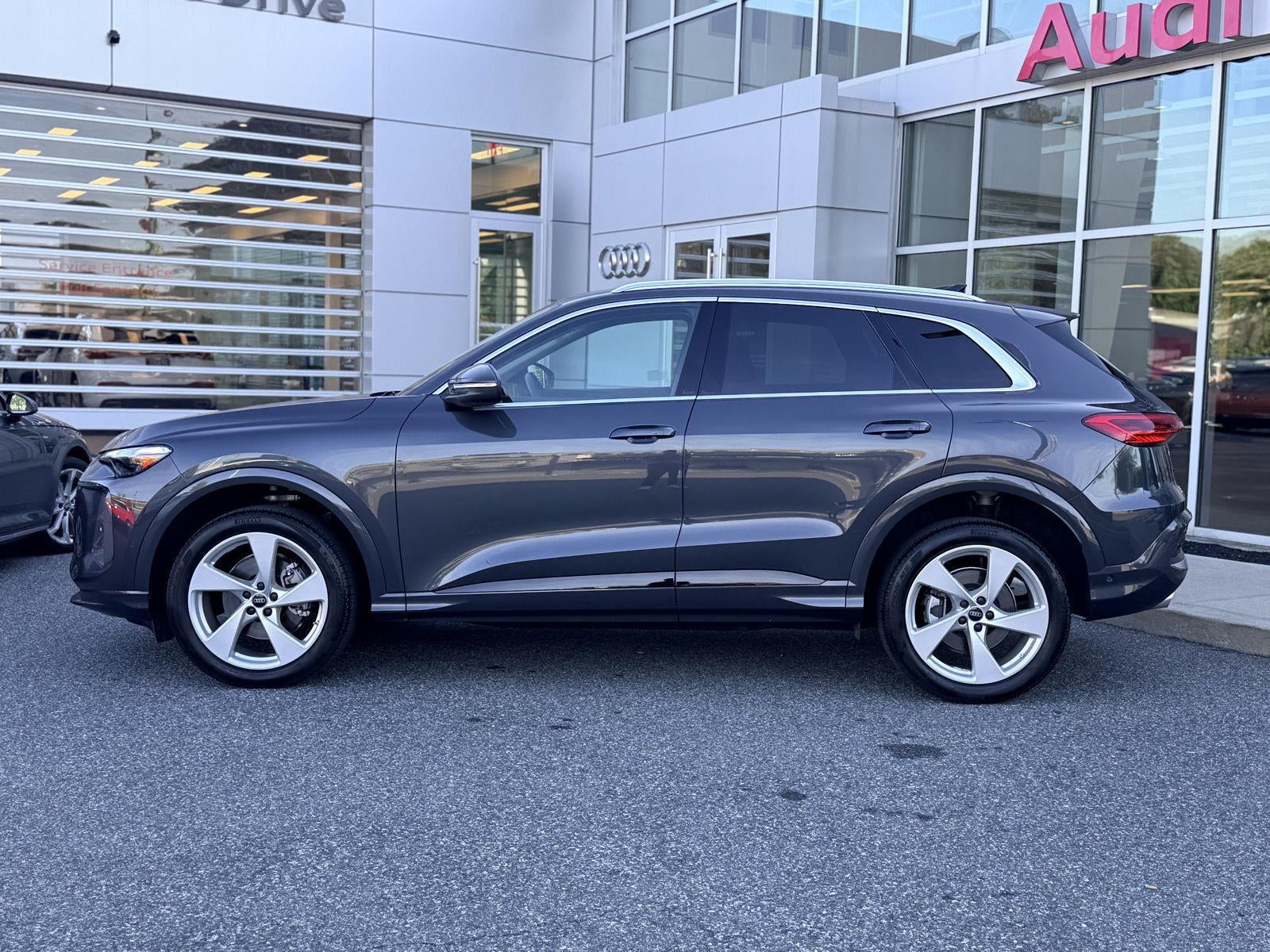 2025 Audi Q5 Premium Plus