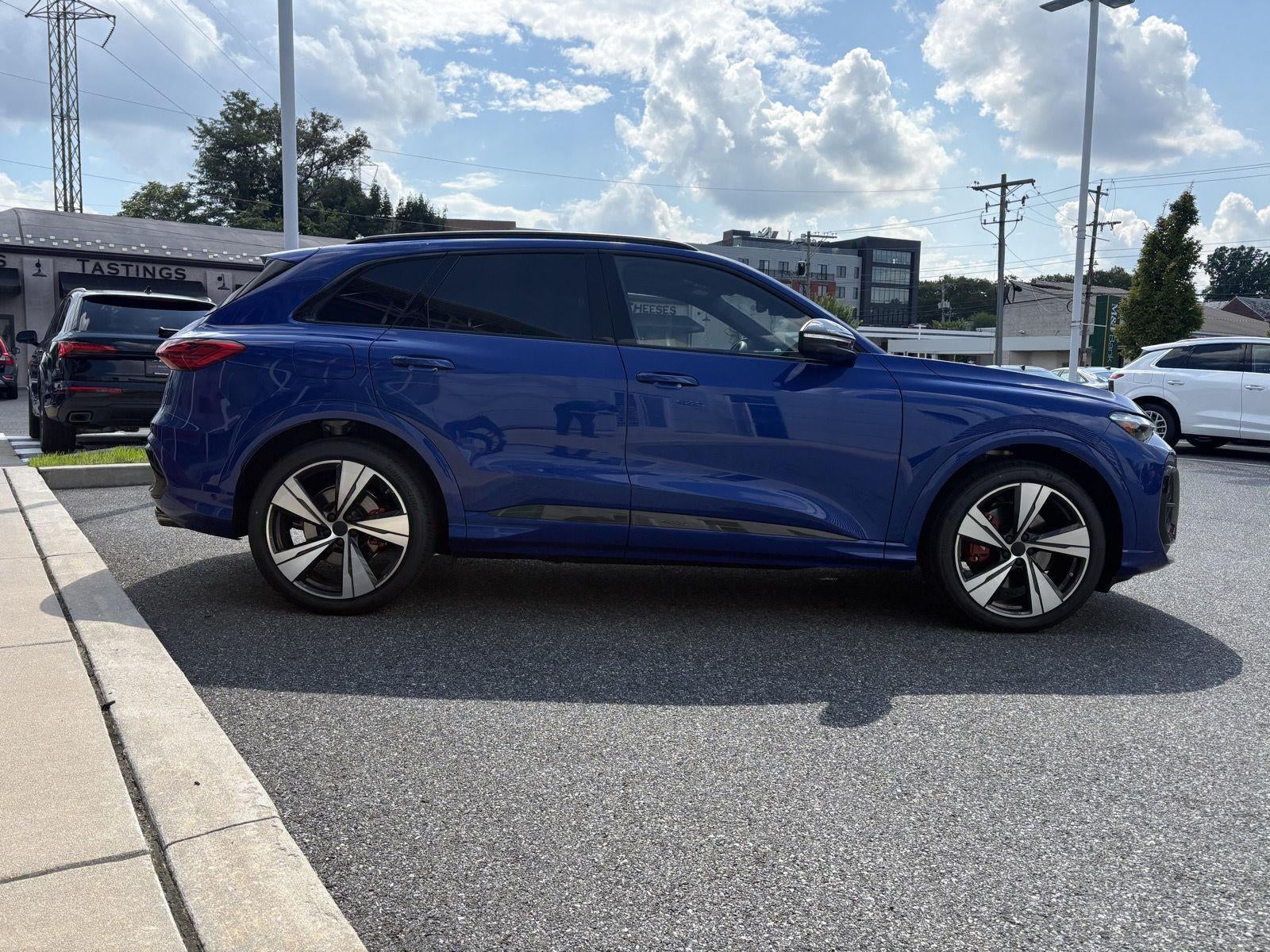 2026 Audi SQ5 Prestige