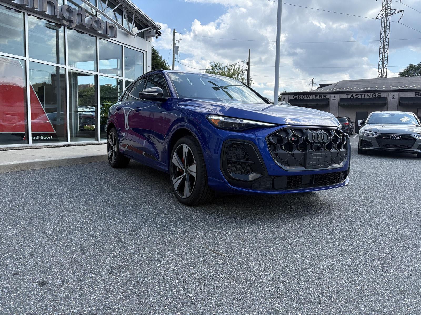 2026 Audi SQ5 Prestige