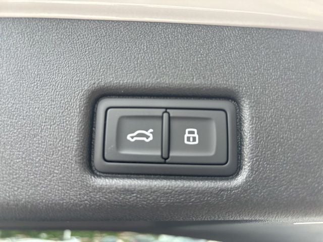 2026 Audi Q5 2.0T Premium Plus quattro