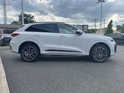 2026 Audi Q5 2.0T Premium Plus quattro