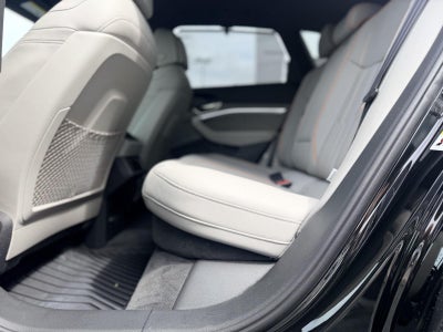 2024 Audi Q8 e-tron Prestige