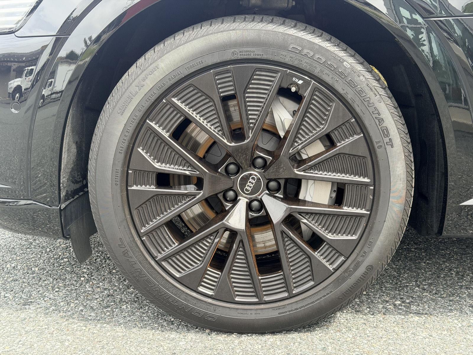 2024 Audi Q8 e-tron Prestige