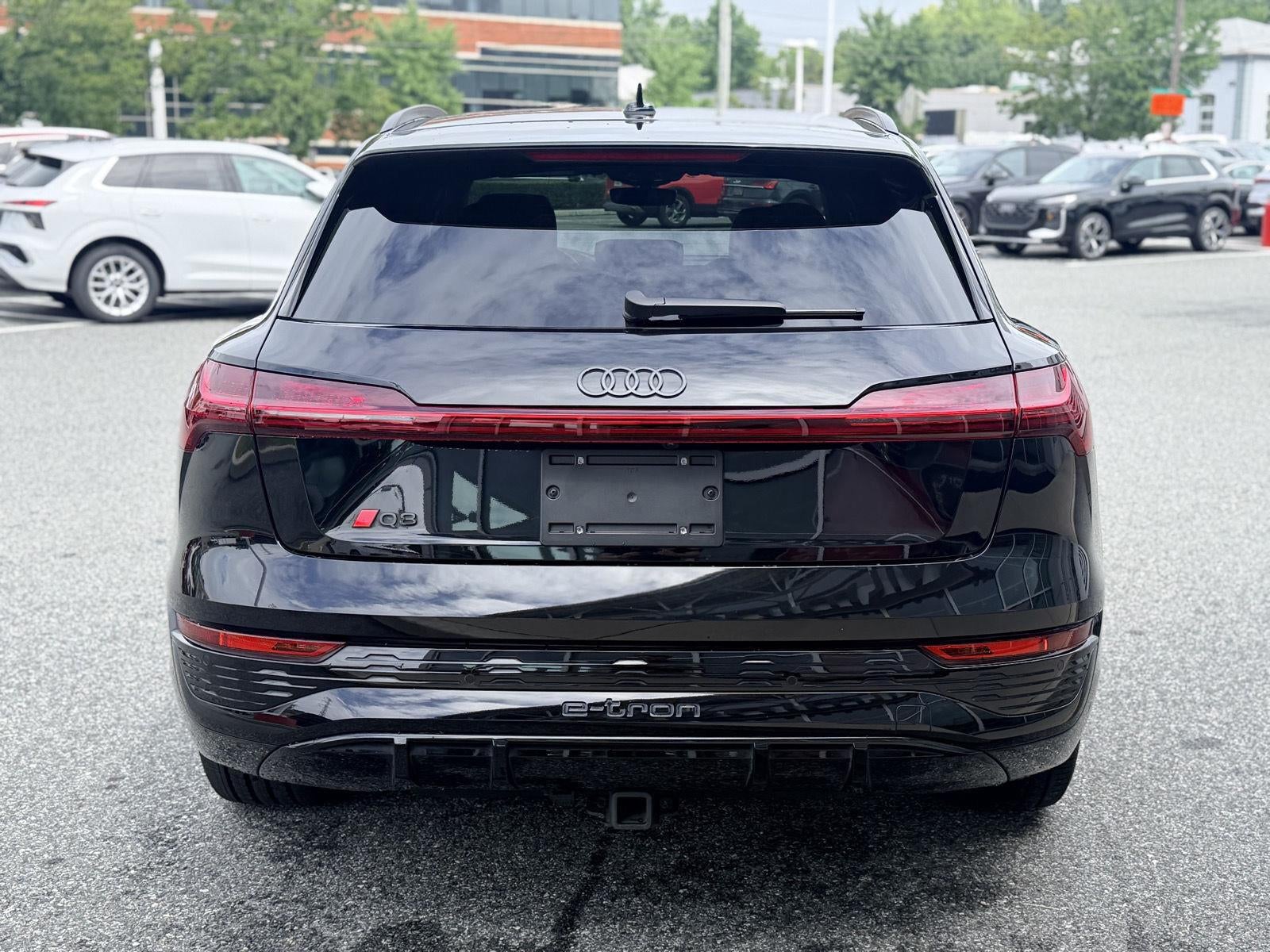 2024 Audi Q8 e-tron Prestige
