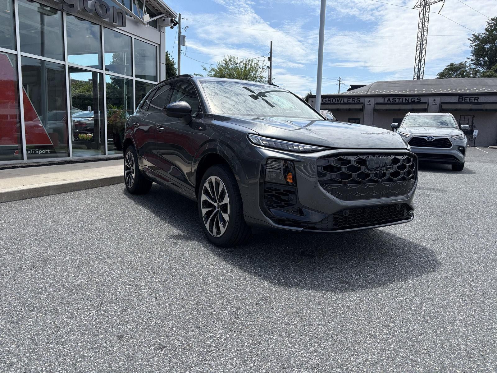 2026 Audi Q3 S line