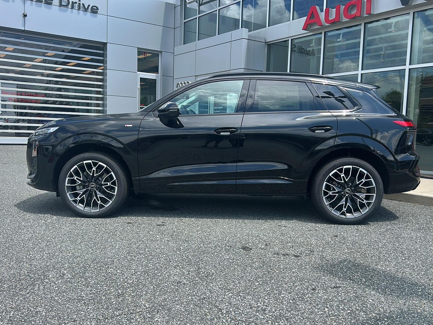 2026 Audi Q3 S line
