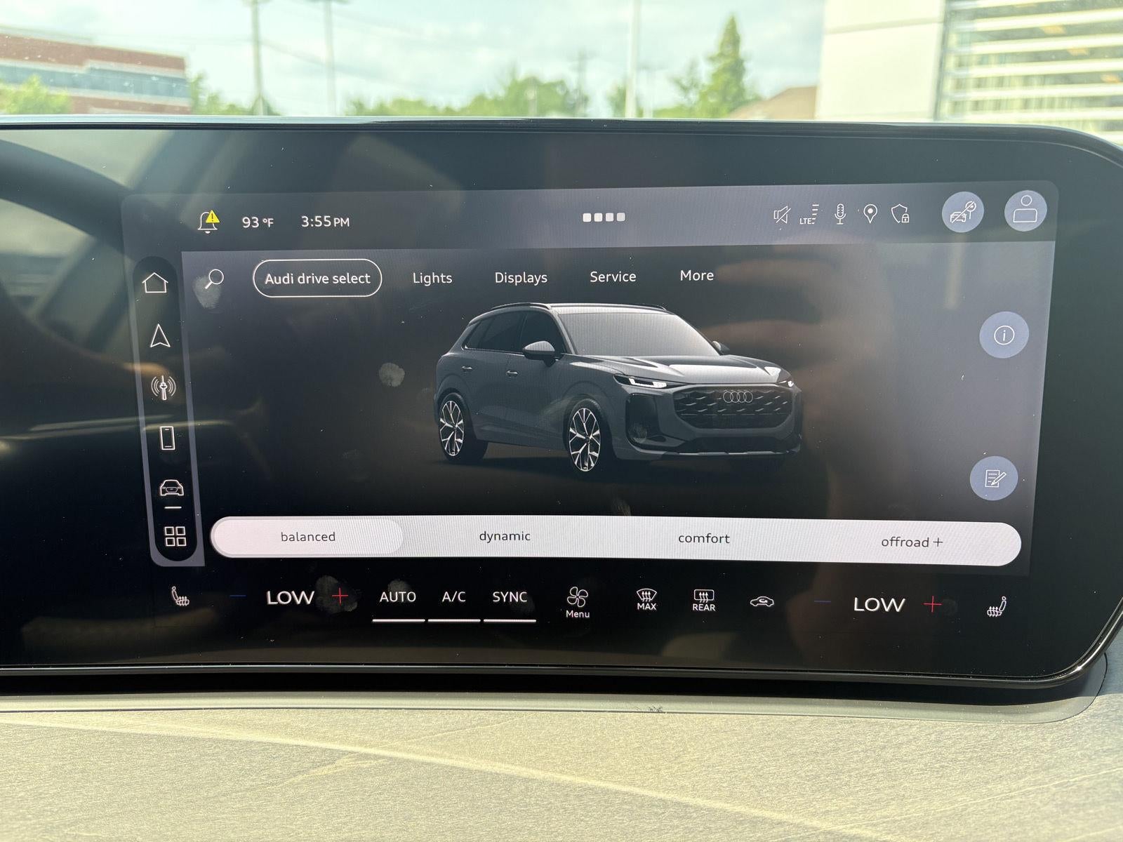 2026 Audi Q3 S line