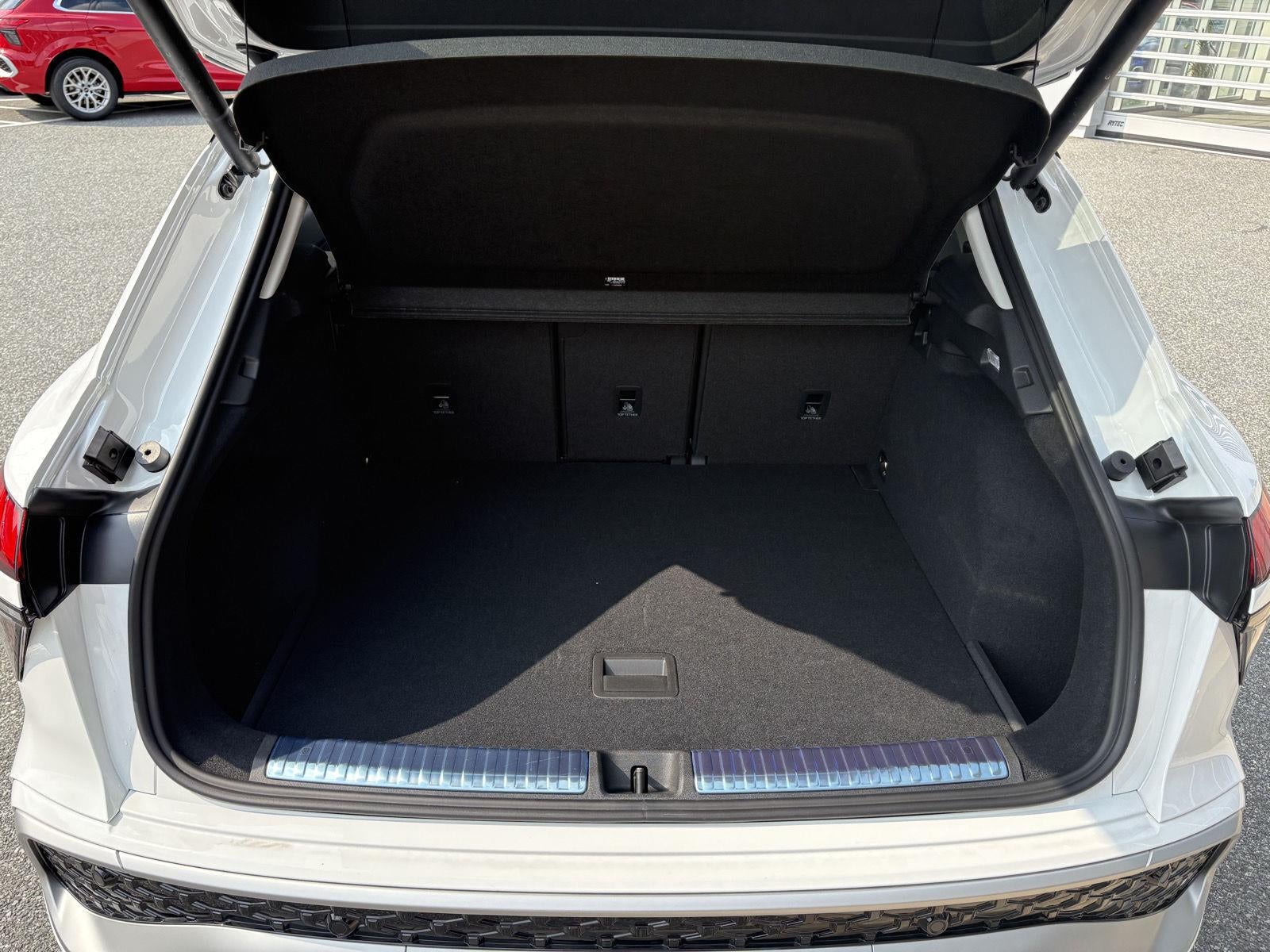 2026 Audi Q3 S line