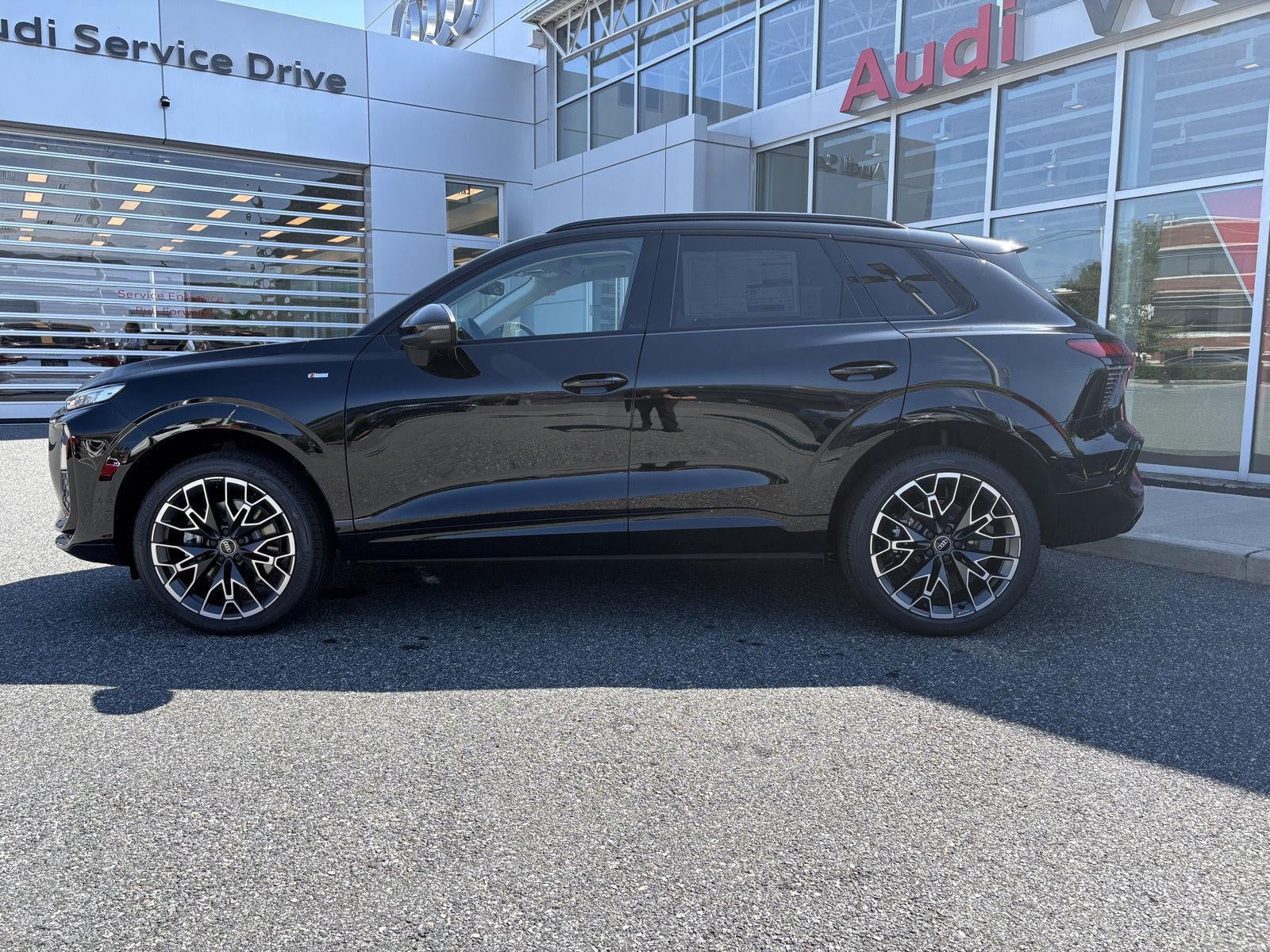 2026 Audi Q3 S line