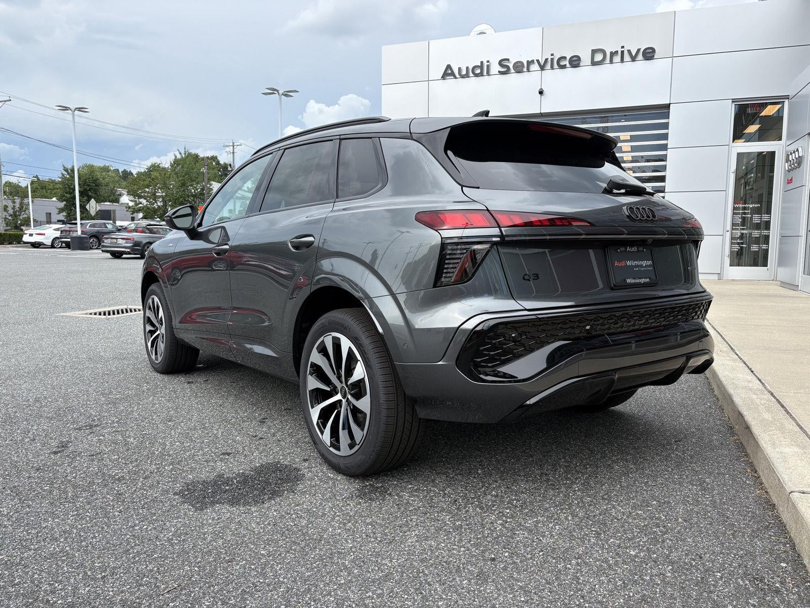2026 Audi Q3 S line