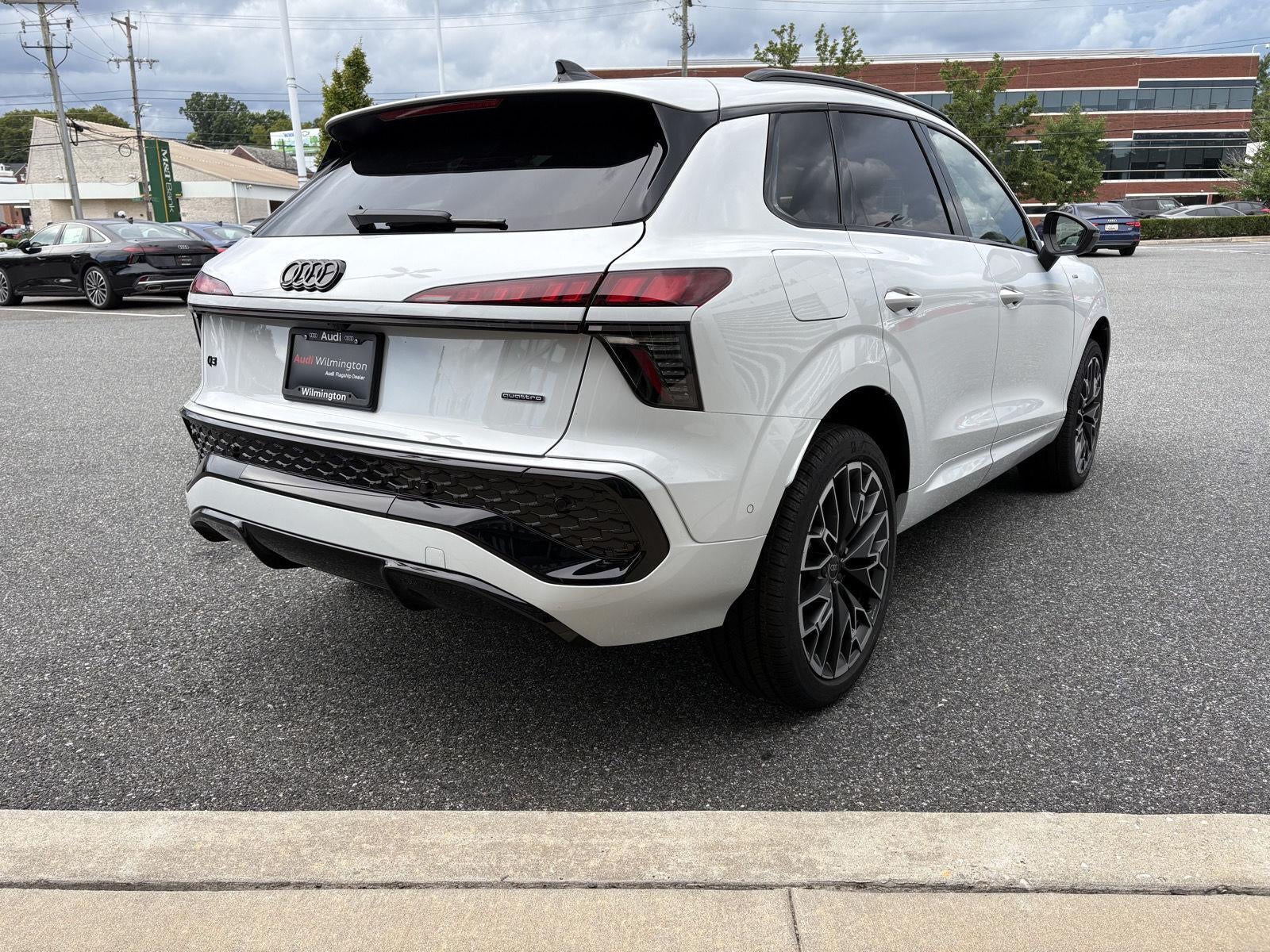 2026 Audi Q3 S line