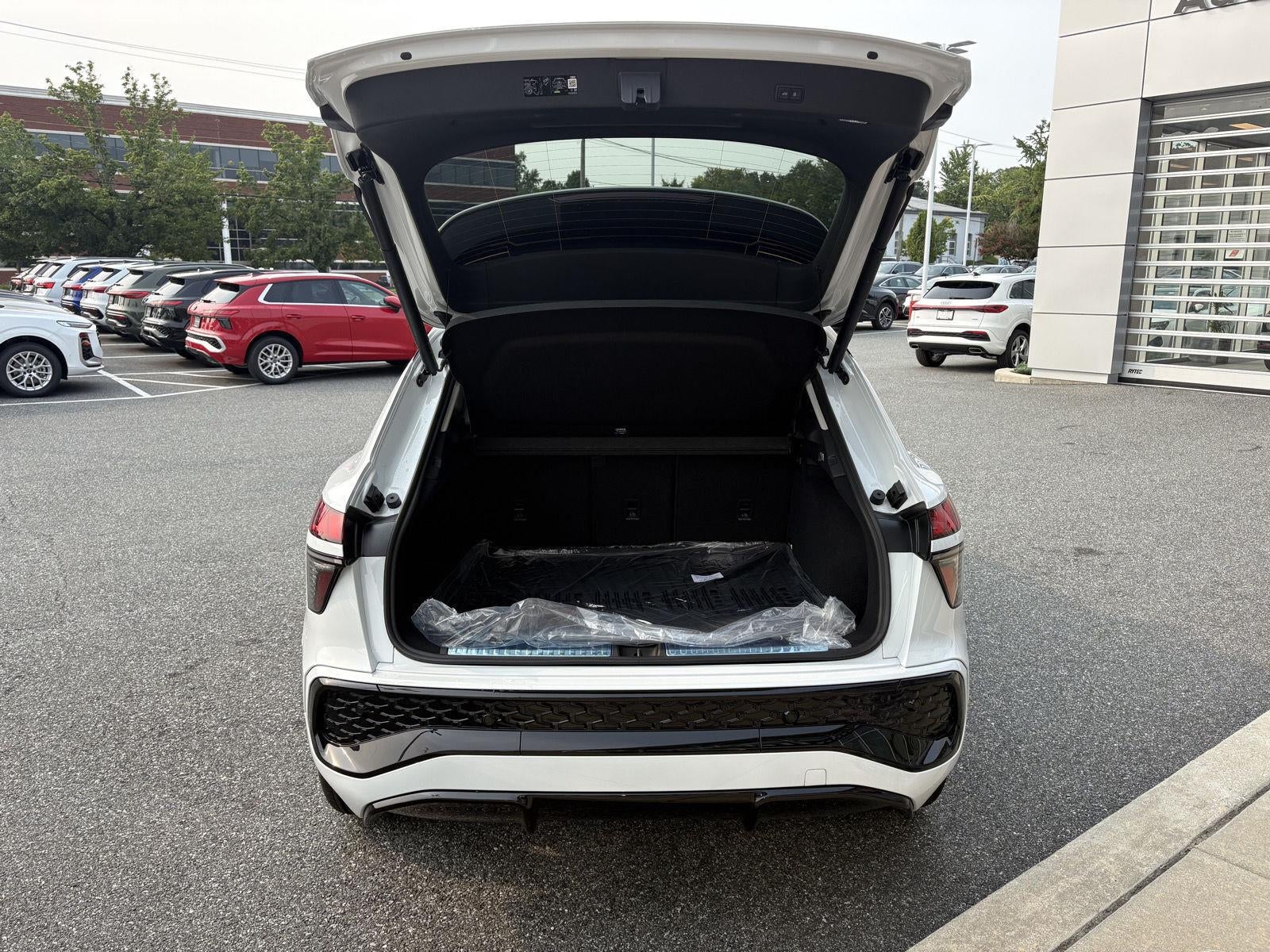 2026 Audi Q3 S line