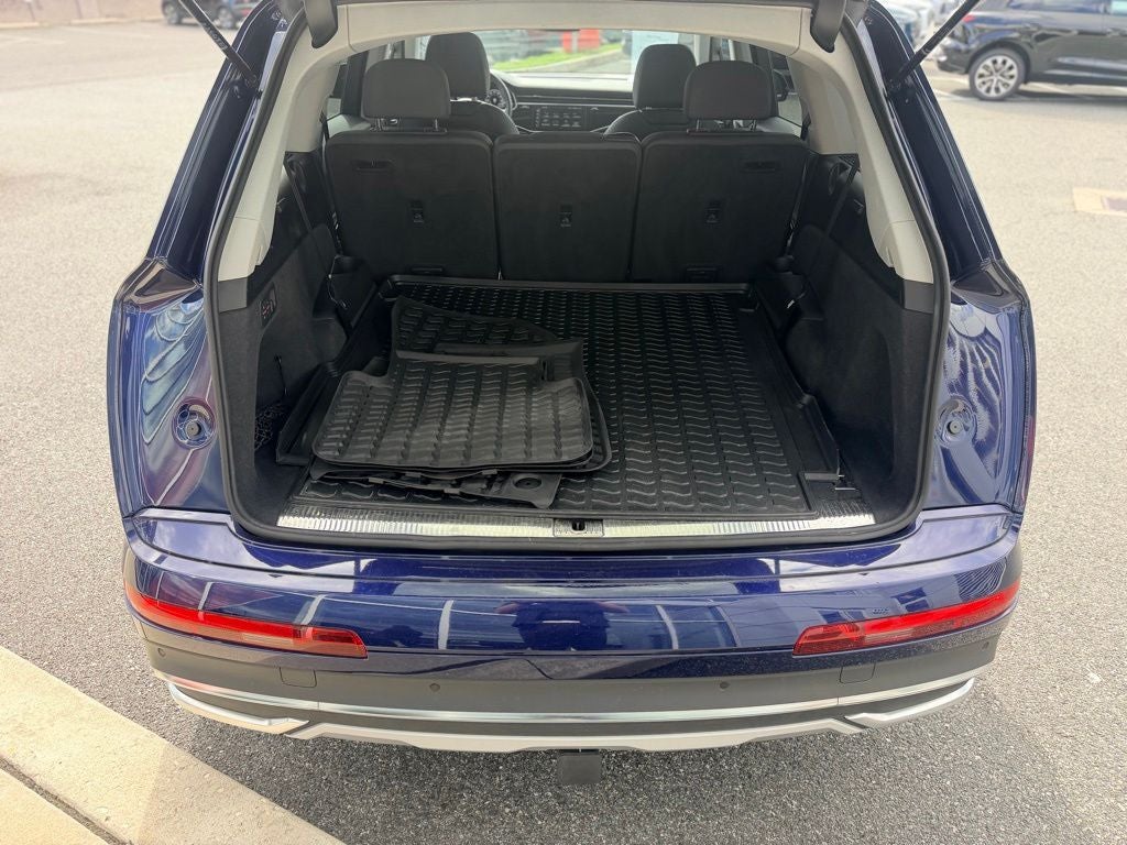 2023 Audi Q7 45 Premium quattro