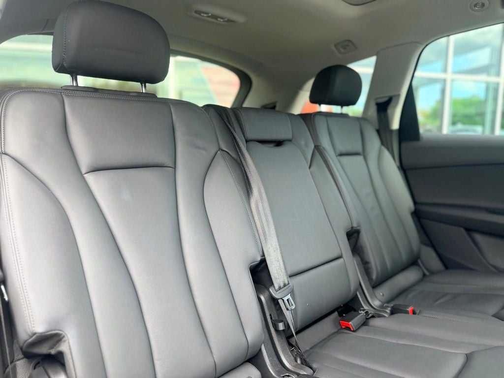 2023 Audi Q7 45 Premium quattro