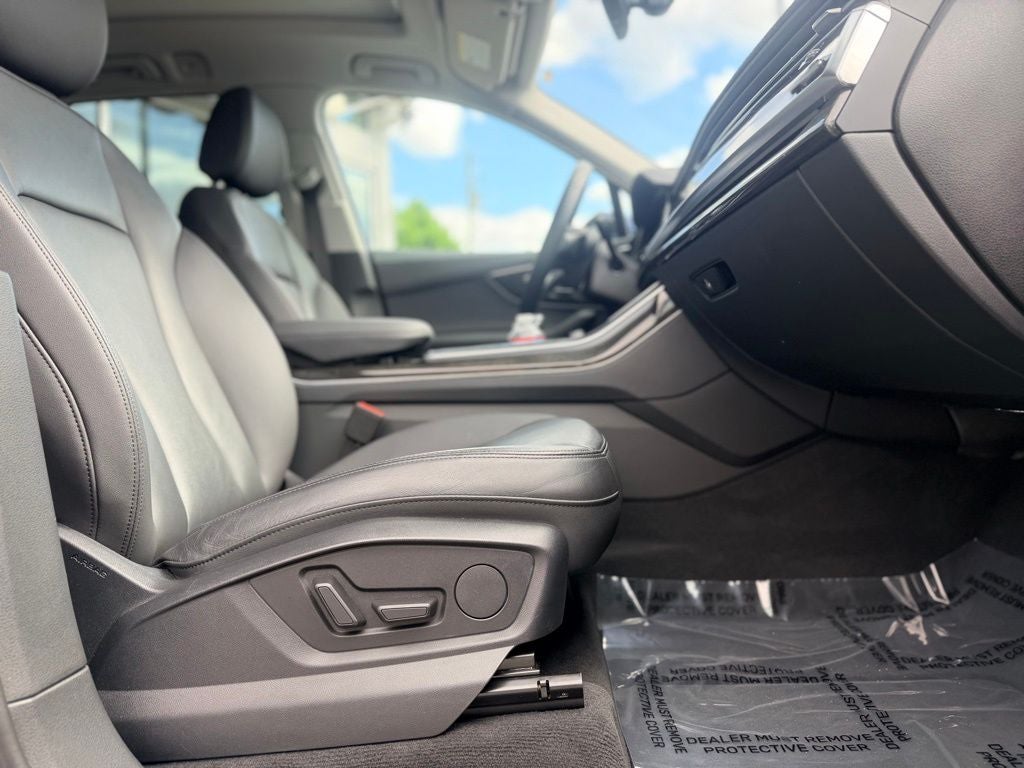 2023 Audi Q7 45 Premium quattro