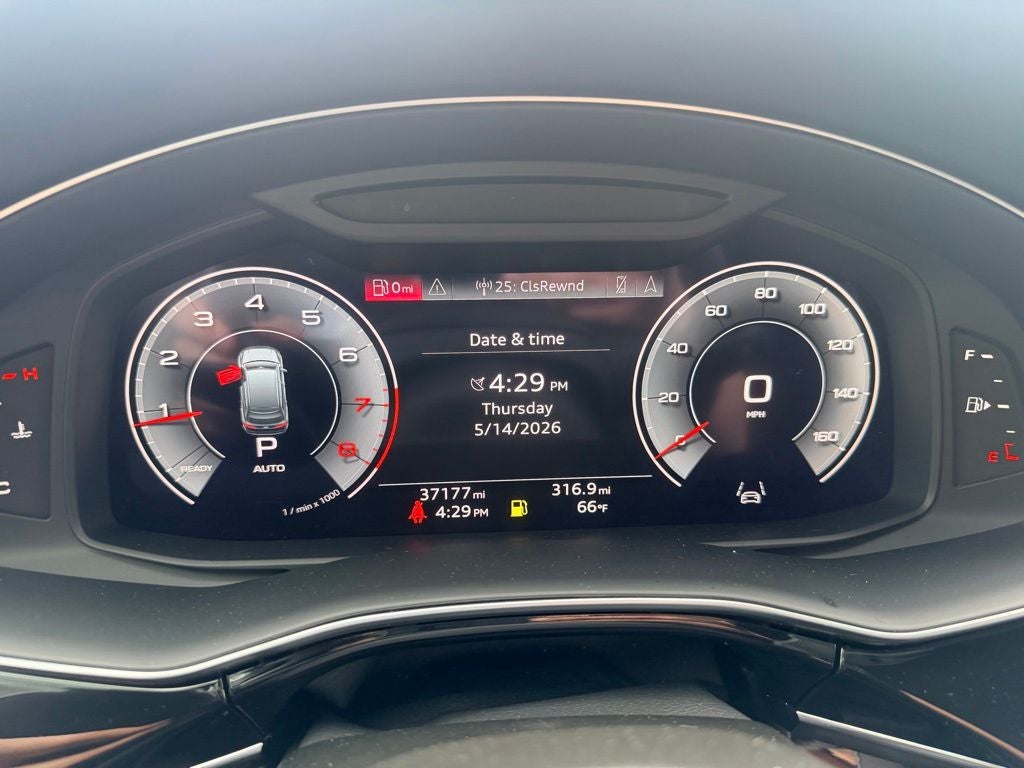 2023 Audi Q7 45 Premium quattro