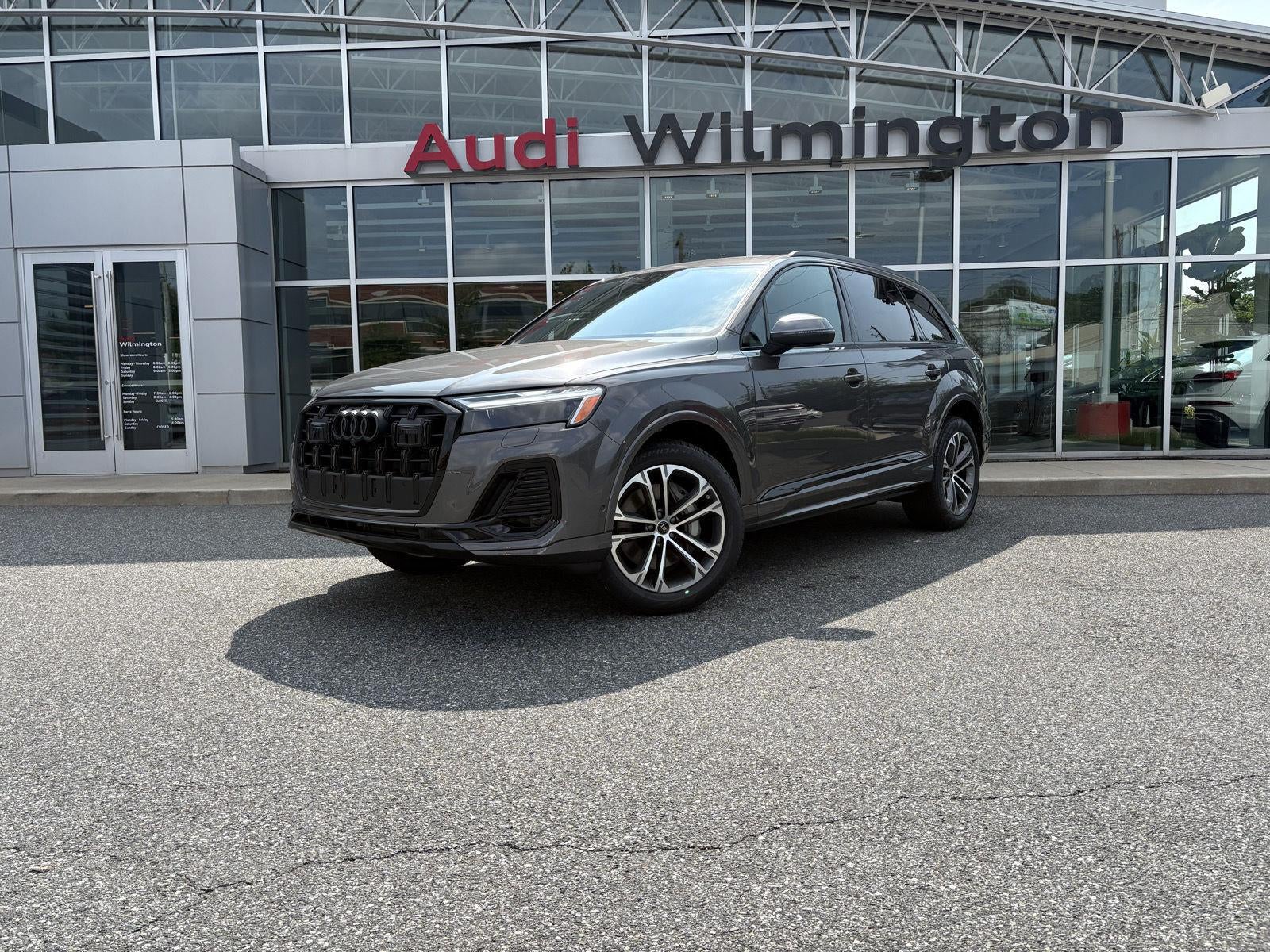 2026 Audi Q7 Premium