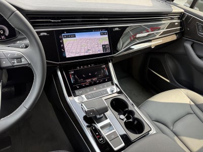 2026 Audi Q7 Premium
