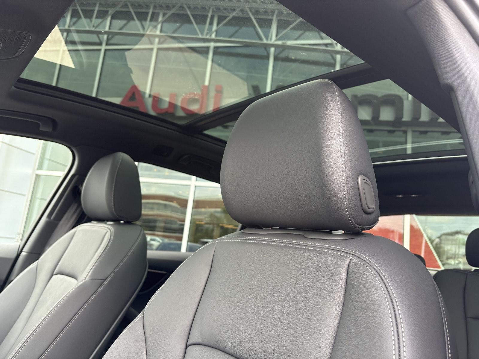 2026 Audi Q7 Premium
