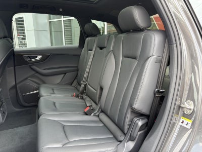 2026 Audi Q7 Premium