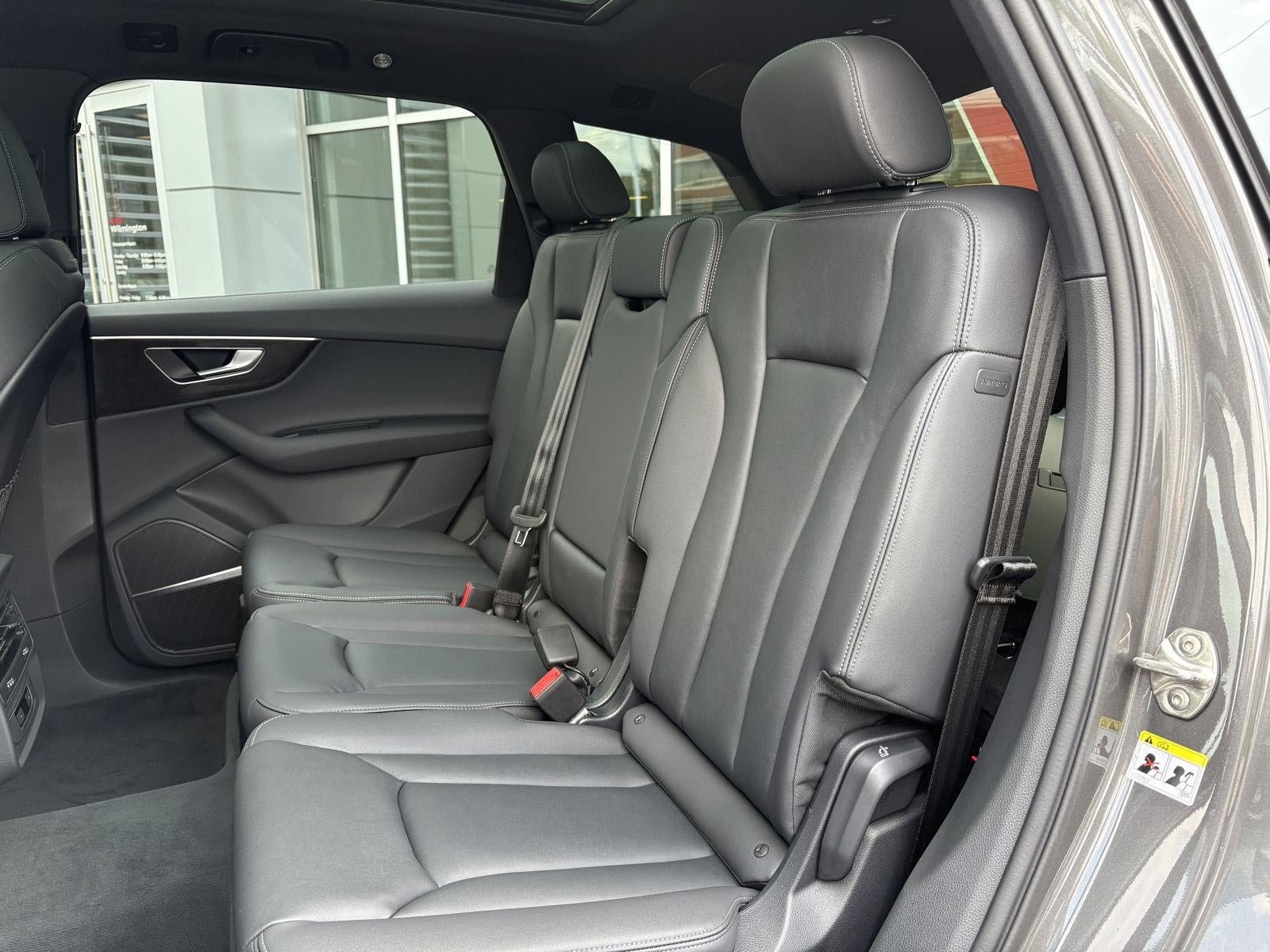 2026 Audi Q7 Premium