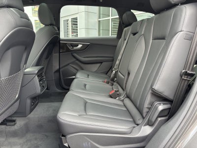 2026 Audi Q7 Premium