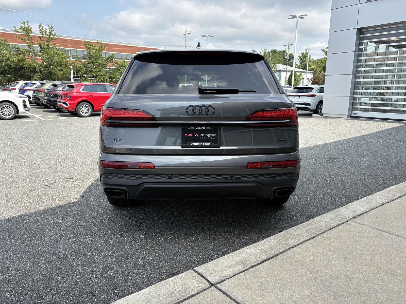 2026 Audi Q7 Premium