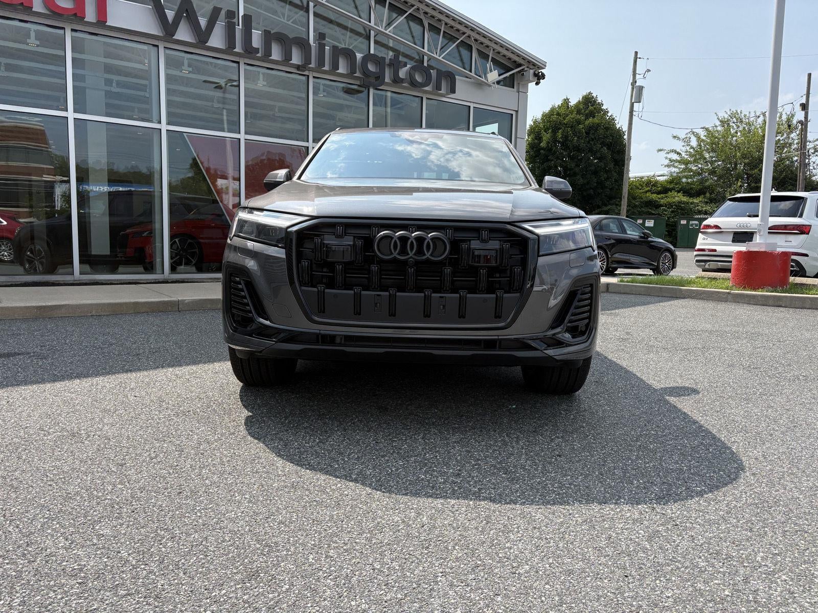2026 Audi Q7 Premium