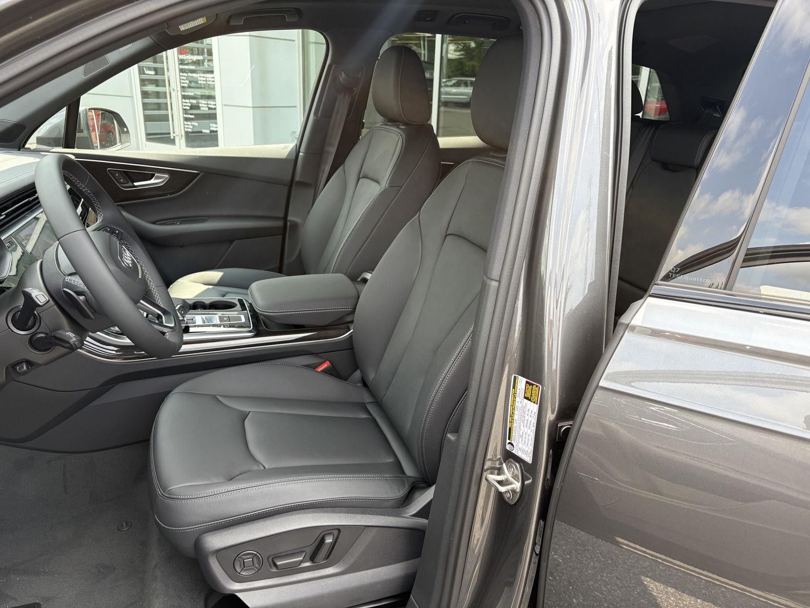 2026 Audi Q7 Premium