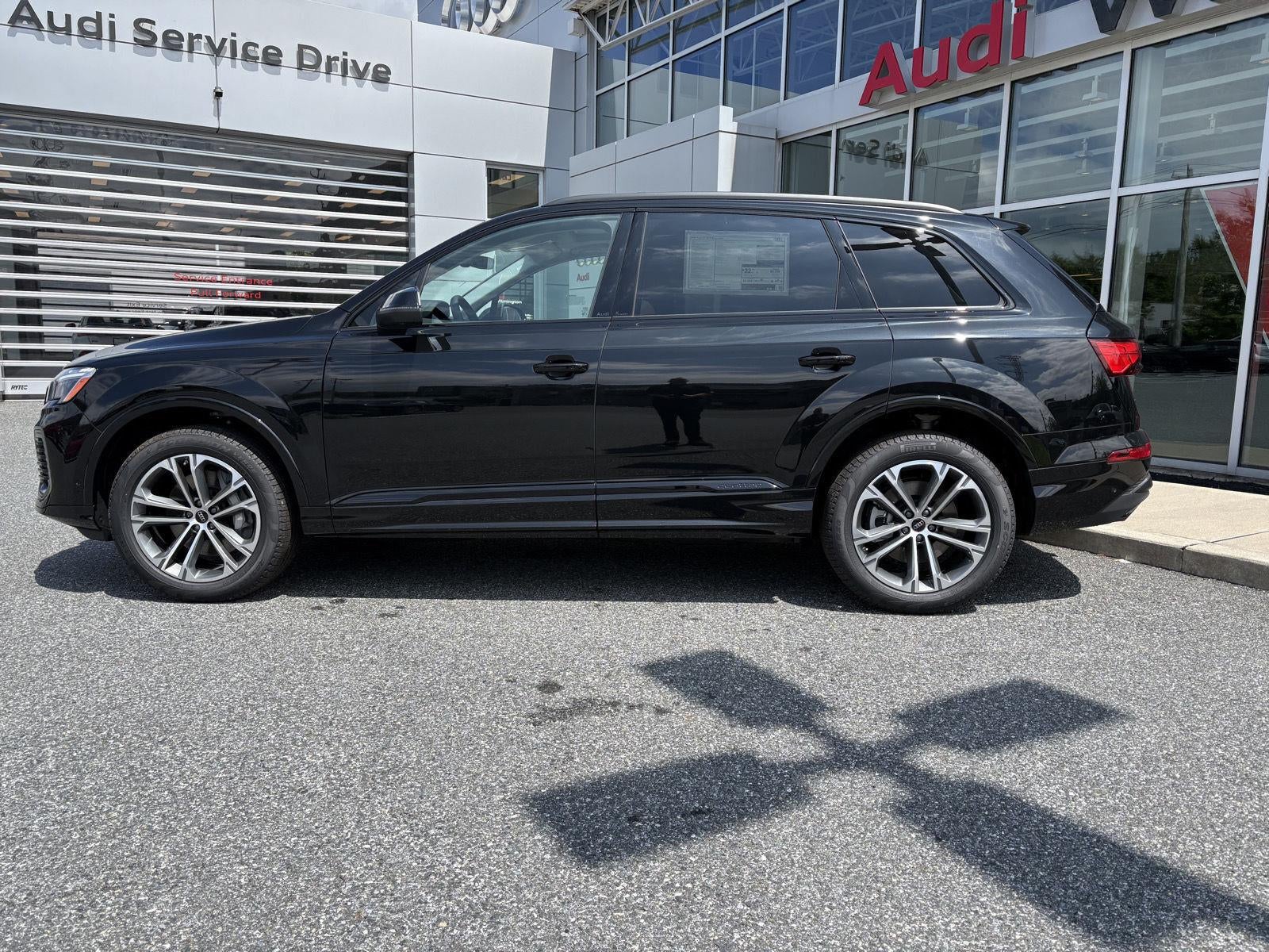 2026 Audi Q7 Premium