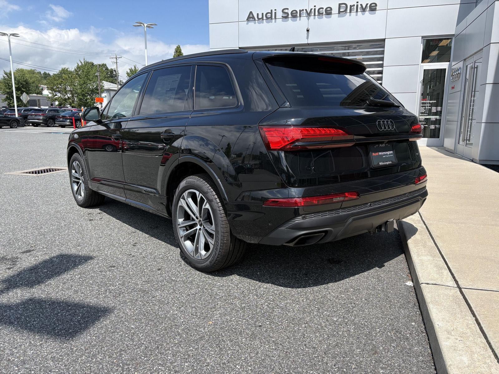 2026 Audi Q7 Premium