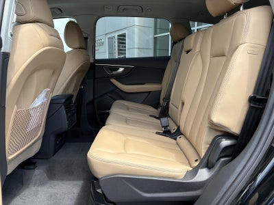 2026 Audi Q7 Premium